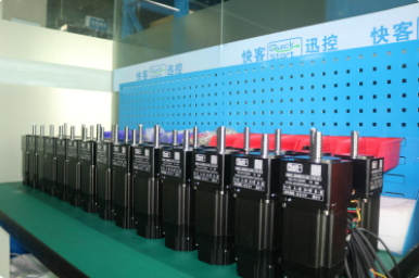 我們是一家專注于步進電機應用領域13年的高新技術(shù)企業(yè)，專心為工業(yè)自動化設備打造經(jīng)濟實用的運控解決方案，公司集產(chǎn)品研發(fā)、生產(chǎn)、銷售于一體的步進電機源頭廠家